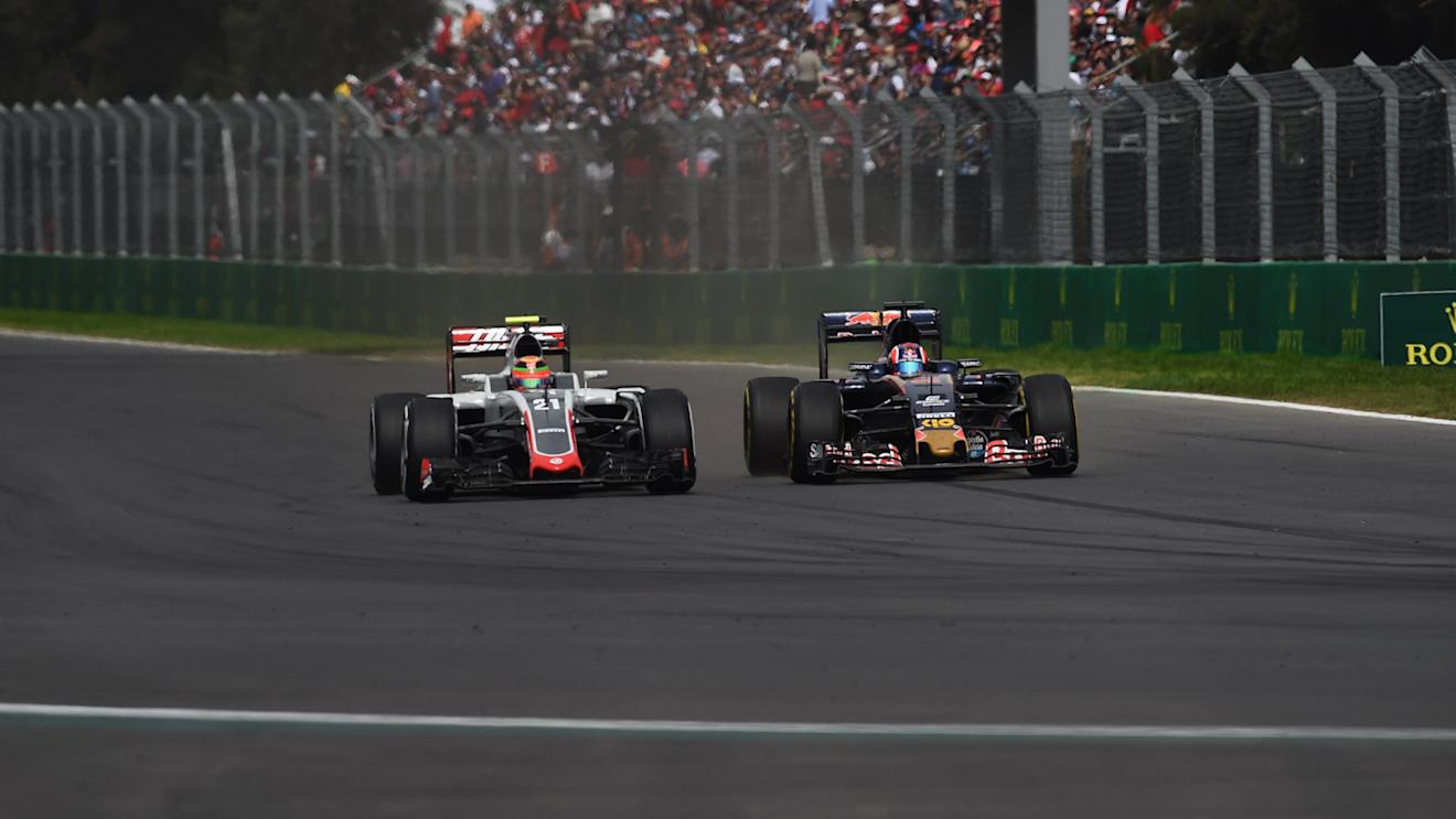 Esteban Gutierrez (MEX) Haas VF-16 and Daniil Kvyat (RUS) Scuderia Toro Rosso STR11 battle for position at Formula One World Championship, Rd19, Mexican Grand Prix, Race, Circuit Hermanos Rodriguez, Mexico City, Mexico, Sunday 30 October 2016. © Sutton Images
