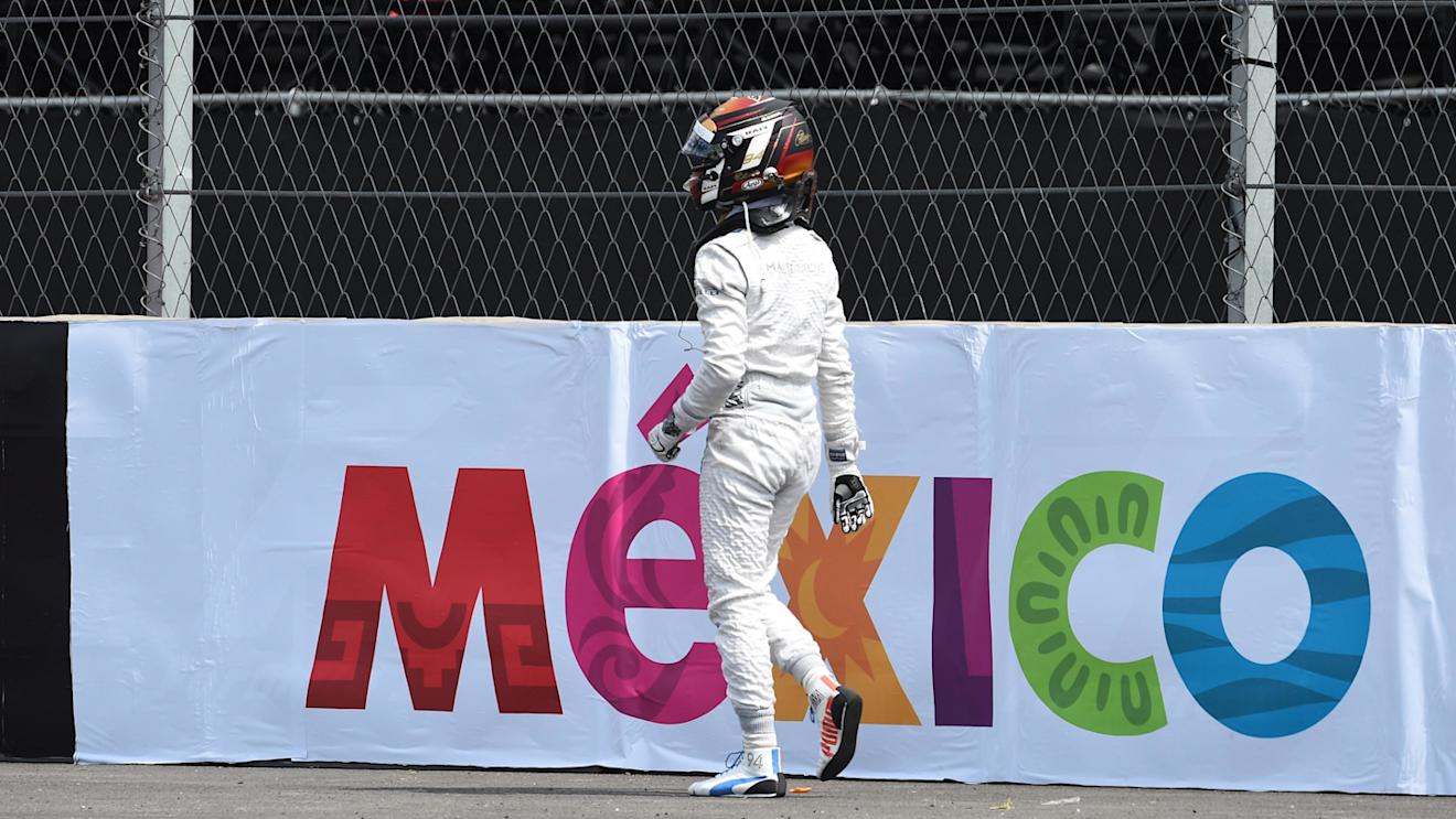 Race retiree Pascal Wehrlein (GER) Manor Racing after crashing out of the race on lap one at Formula One World Championship, Rd19, Mexican Grand Prix, Race, Circuit Hermanos Rodriguez, Mexico City, Mexico, Sunday 30 October 2016. © Sutton Images