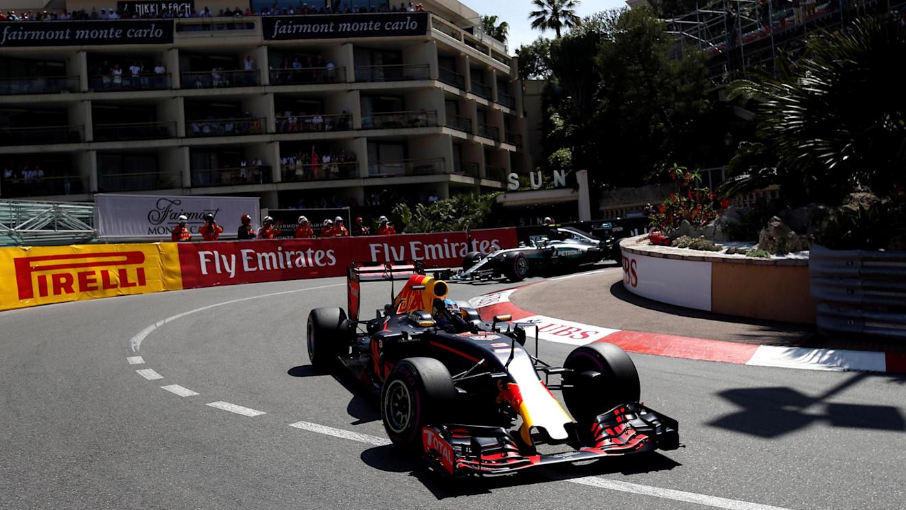 Pole sitter Daniel Ricciardo (AUS) Red Bull Racing RB12 celebrates in Q3 at Formula One World Championship, Rd6, Monaco Grand Prix, Qualifying, Monte-Carlo, Monaco, Saturday 28 May 2016. © Sutton Images