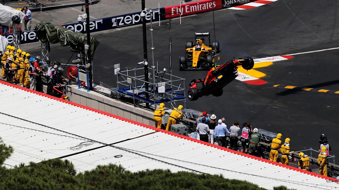 The crashed car of Max Verstappen (NED) Red Bull Racing RB12 is recovered in Q1 at Formula One World Championship, Rd6, Monaco Grand Prix, Qualifying, Monte-Carlo, Monaco, Saturday 28 May 2016. © Sutton Images