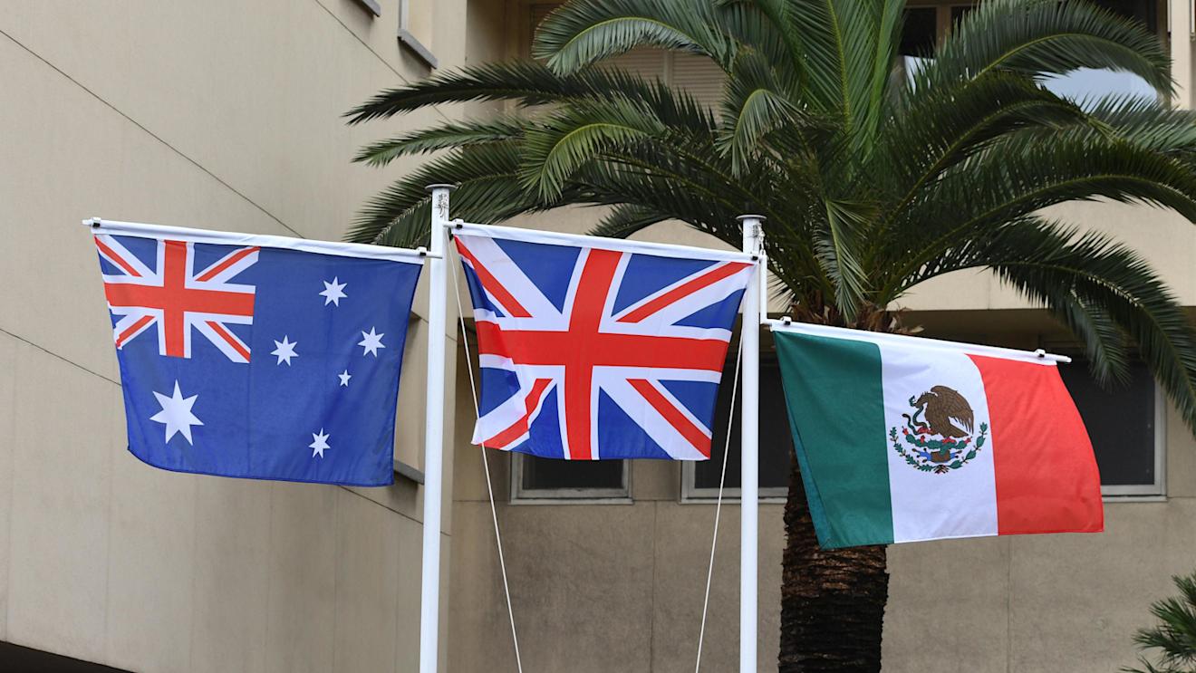Flags at Formula One World Championship, Rd6, Monaco Grand Prix, Race, Monte-Carlo, Monaco, Sunday 29 May 2016. © Sutton Images