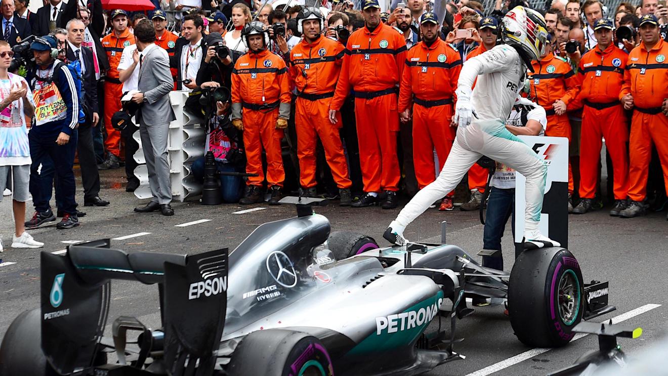 Race winner Lewis Hamilton (GBR) Mercedes-Benz F1 W07 Hybrid celebrates in parc ferme at Formula One World Championship, Rd6, Monaco Grand Prix, Race, Monte-Carlo, Monaco, Sunday 29 May 2016. © Sutton Images