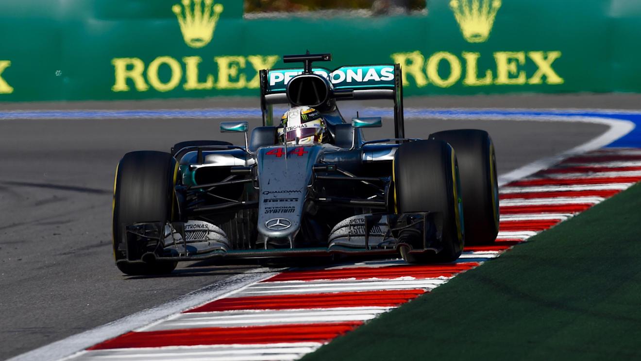 Lewis Hamilton (GBR) Mercedes-Benz F1 W07 Hybrid at Formula One World Championship, Rd4, Russian Grand Prix, Race, Sochi Autodrom, Sochi, Krasnodar Krai, Russia, Sunday 1 May 2016. © Sutton Motorsport Images