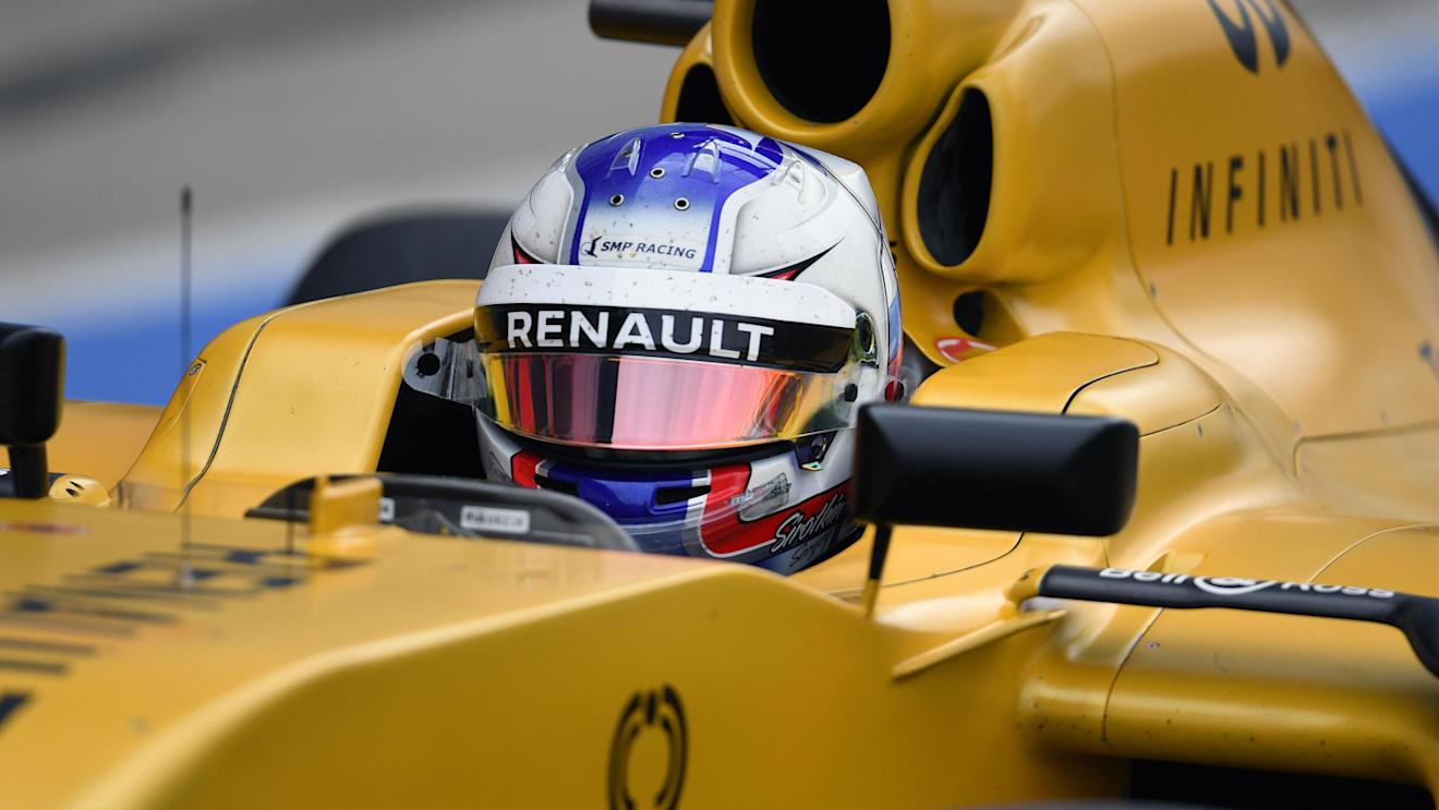 Sergey Sirotkin (RUS) Renault Sport F1 Team RS16 at Formula One Testing, Day One, Silverstone, England, Tuesday 12 July 2016. © Sutton Images