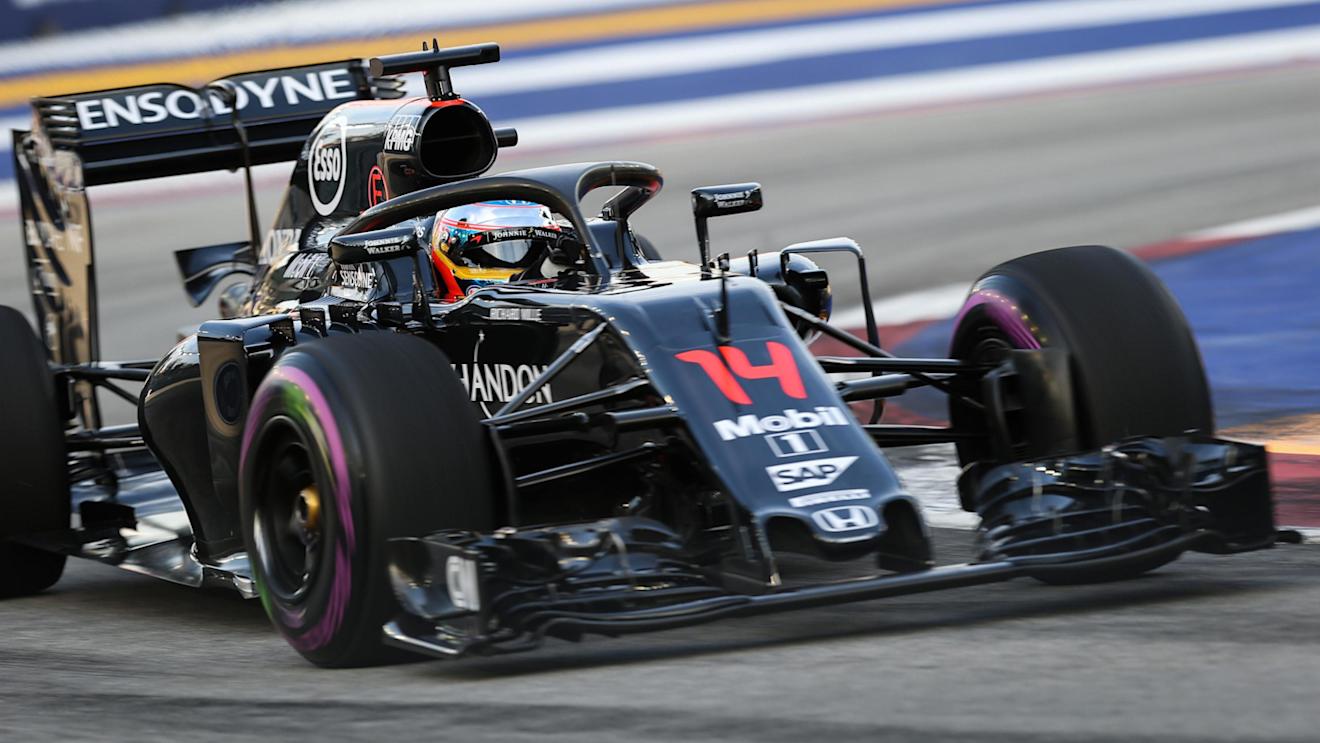 Fernando Alonso (ESP) McLaren MP4-31 at Formula One World Championship, Rd15, Singapore Grand Prix, Practice, Marina Bay Street Circuit, Singapore, Friday 16 September 2016. © Sutton Images