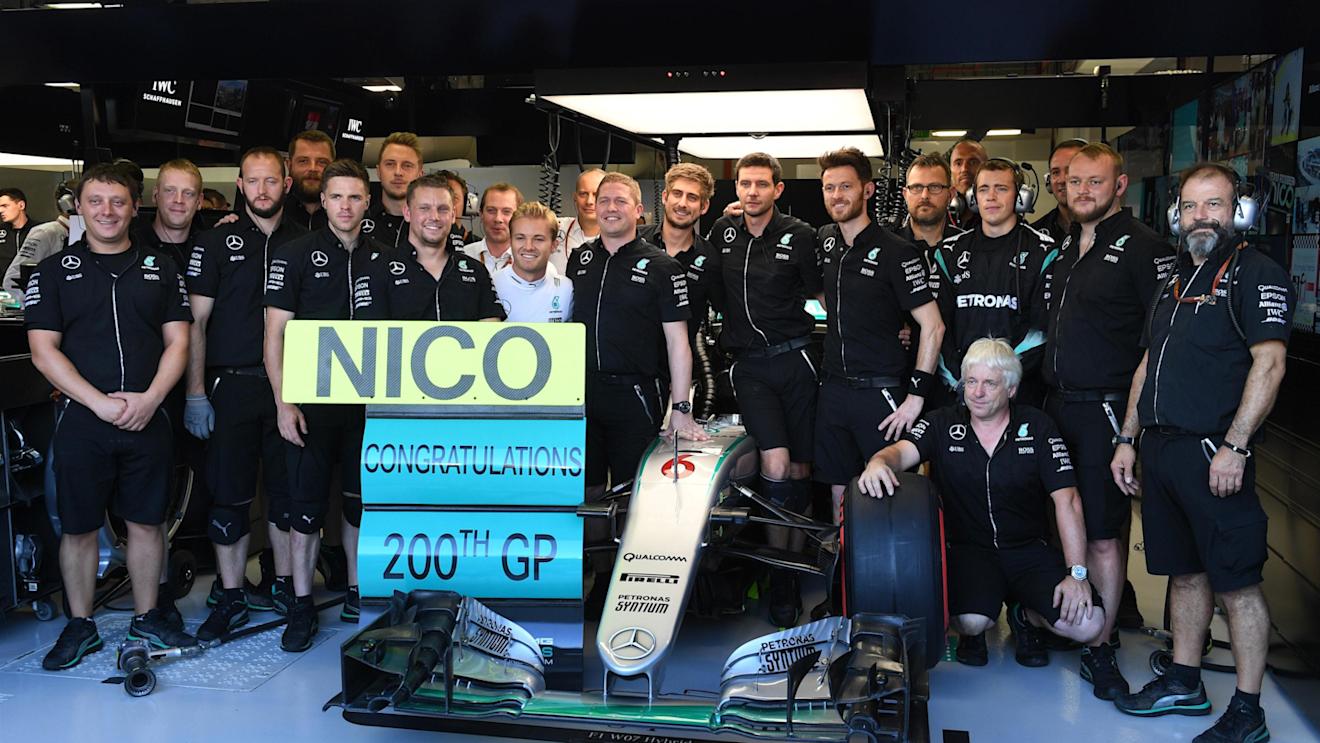 Nico Rosberg (GER) Mercedes AMG F1 celebrates his 200th Grand Prix at Formula One World Championship, Rd15, Singapore Grand Prix, Practice, Marina Bay Street Circuit, Singapore, Friday 16 September 2016. © Sutton Images