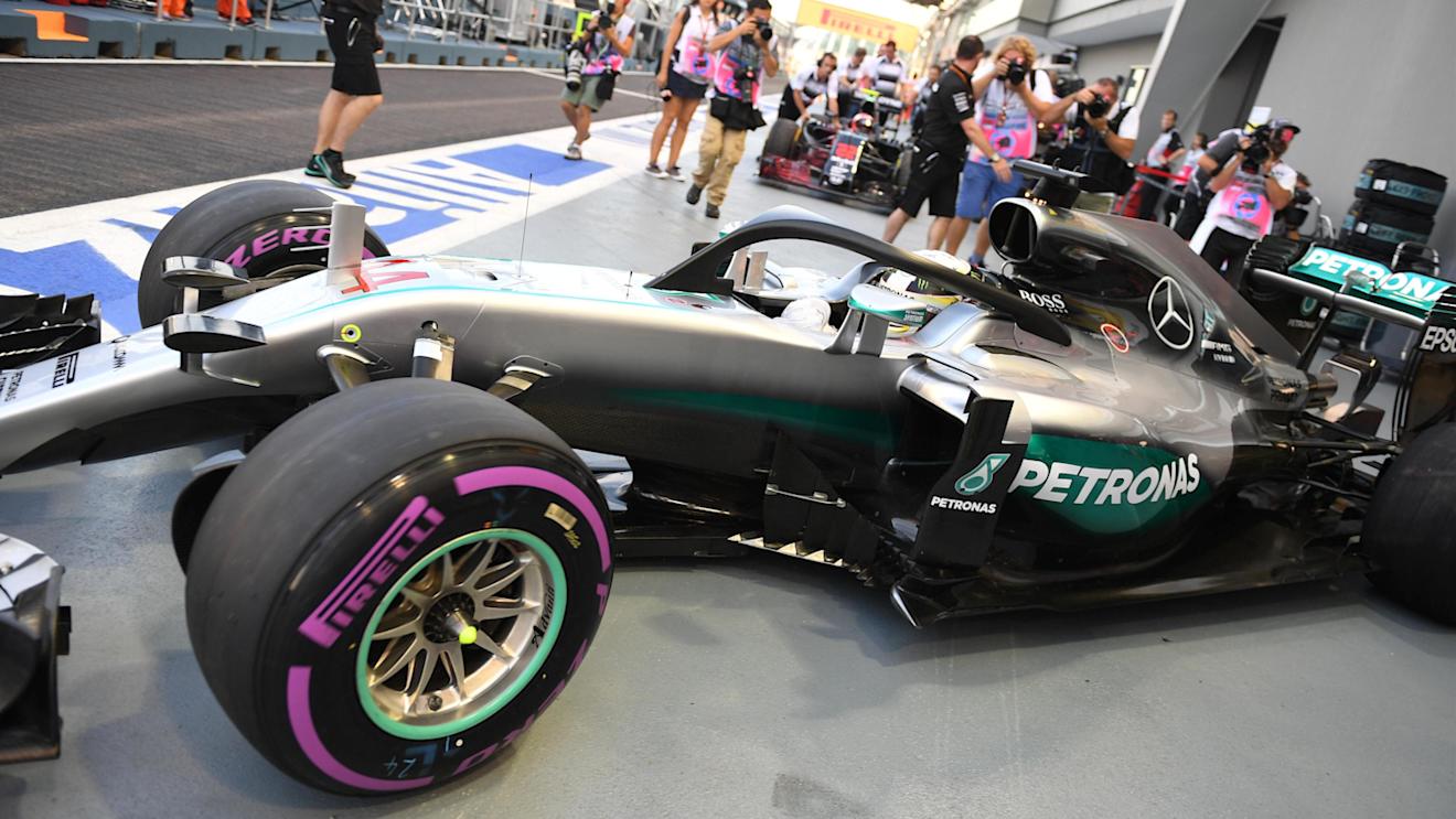 Lewis Hamilton (GBR) Mercedes-Benz F1 W07 Hybrid with halo at Formula One World Championship, Rd15, Singapore Grand Prix, Practice, Marina Bay Street Circuit, Singapore, Friday 16 September 2016. © Sutton Images