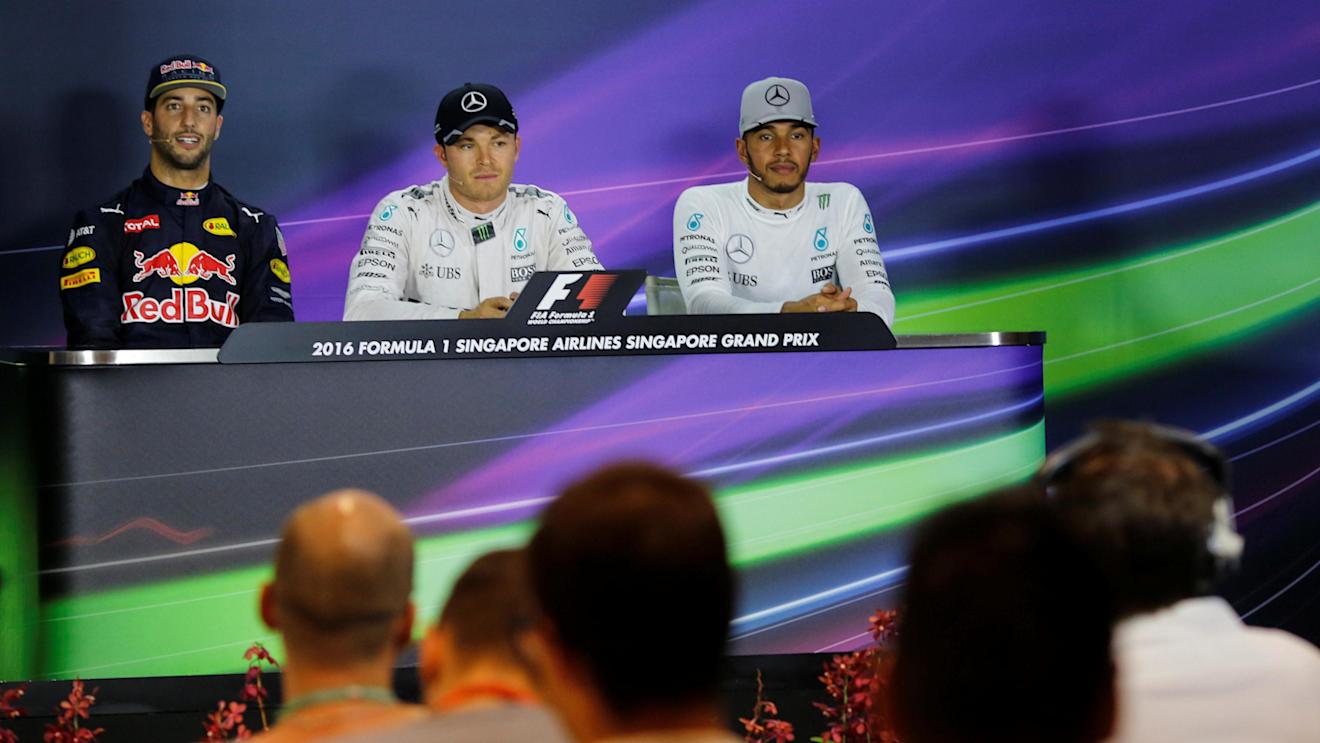 Daniel Ricciardo (AUS) Red Bull Racing, Nico Rosberg (GER) Mercedes AMG F1 and Lewis Hamilton (GBR) Mercedes AMG F1 in the Press Conference at Formula One World Championship, Rd15, Singapore Grand Prix, Qualifying, Marina Bay Street Circuit, Singapore, Saturday 17 September 2016. © Sutton Images