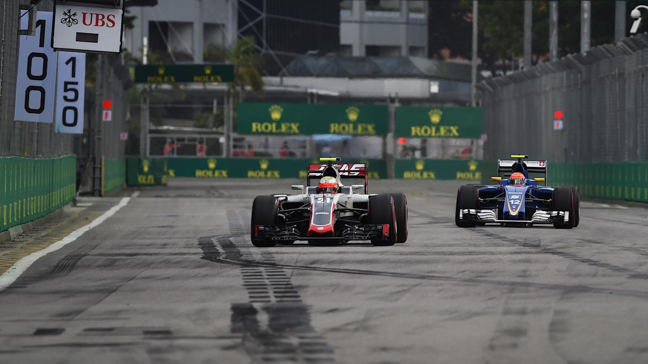 Esteban Gutierrez (MEX) Haas VF-16 at Formula One World Championship, Rd15, Singapore Grand Prix, Qualifying, Marina Bay Street Circuit, Singapore, Saturday 17 September 2016. © Sutton Images
