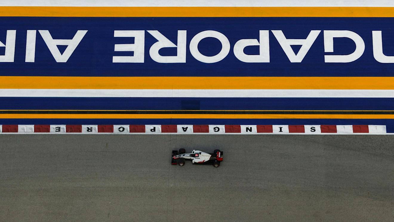 Romain Grosjean (FRA) Haas VF-16 at Formula One World Championship, Rd15, Singapore Grand Prix, Qualifying, Marina Bay Street Circuit, Singapore, Saturday 17 September 2016. © Sutton Images
