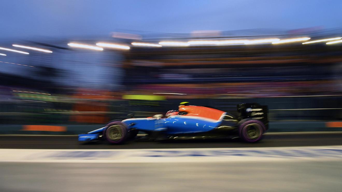 Esteban Ocon (FRA) Manor Racing MRT05 at Formula One World Championship, Rd15, Singapore Grand Prix, Qualifying, Marina Bay Street Circuit, Singapore, Saturday 17 September 2016. © Sutton Images