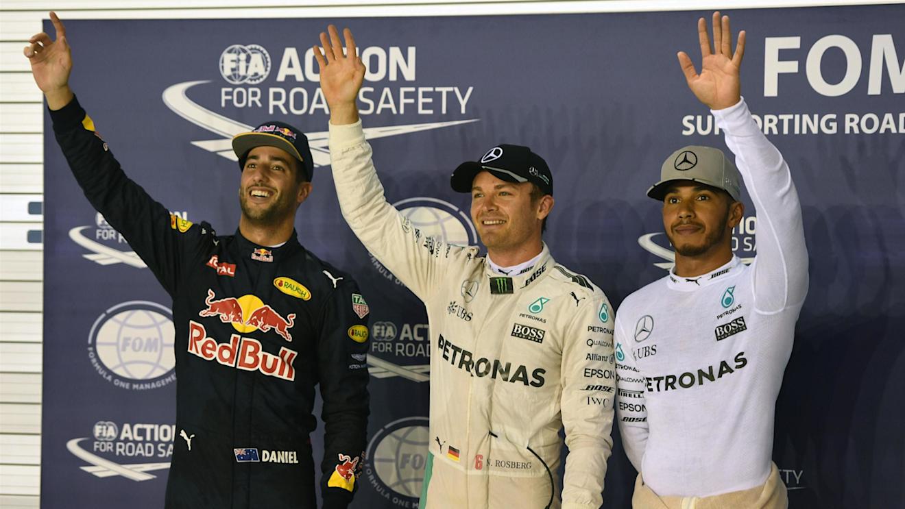 (L to R): Daniel Ricciardo (AUS) Red Bull Racing, pole sitter Nico Rosberg (GER) Mercedes AMG F1 and Lewis Hamilton (GBR) Mercedes AMG F1 celebrate in parc ferme at Formula One World Championship, Rd15, Singapore Grand Prix, Qualifying, Marina Bay Street Circuit, Singapore, Saturday 17 September 2016. © Sutton Images