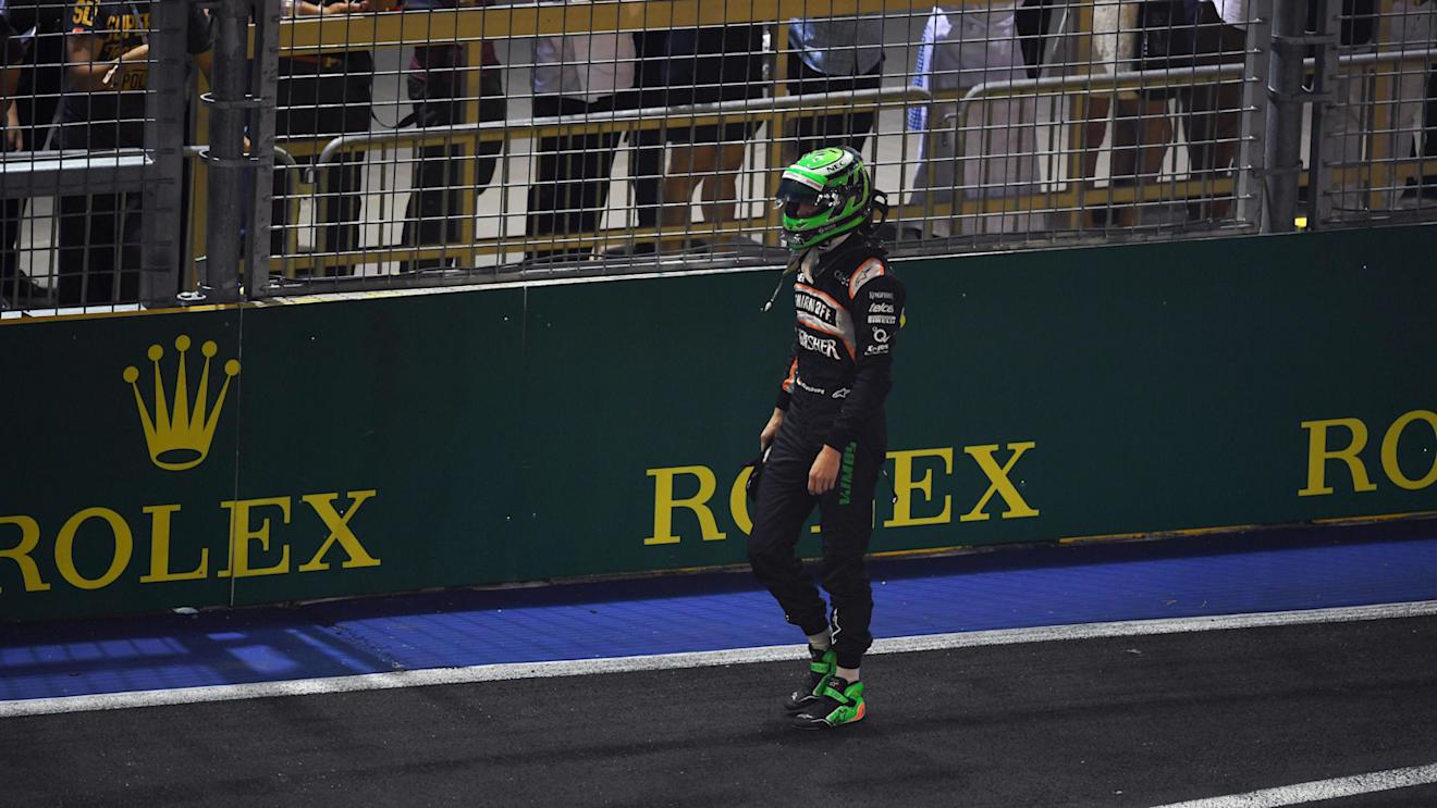 Race retiree Nico Hulkenberg (GER) Force India F1 at Formula One World Championship, Rd15, Singapore Grand Prix, Race, Marina Bay Street Circuit, Singapore, Sunday 18 September 2016. © Sutton Images