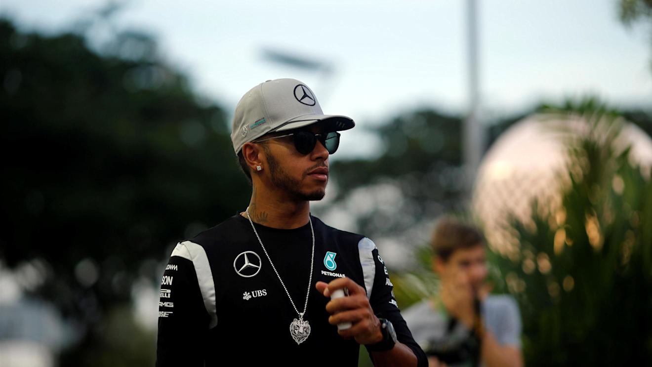 Lewis Hamilton (GBR) Mercedes AMG F1 at Formula One World Championship, Rd15, Singapore Grand Prix, Preparations, Marina Bay Street Circuit, Singapore, Thursday 15 September 2016. © Sutton Images