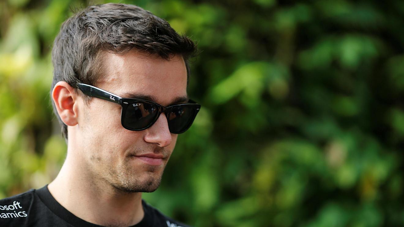Jolyon Palmer (GBR) Renault Sport F1 Team at Formula One World Championship, Rd15, Singapore Grand Prix, Preparations, Marina Bay Street Circuit, Singapore, Thursday 15 September 2016. © Sutton Images