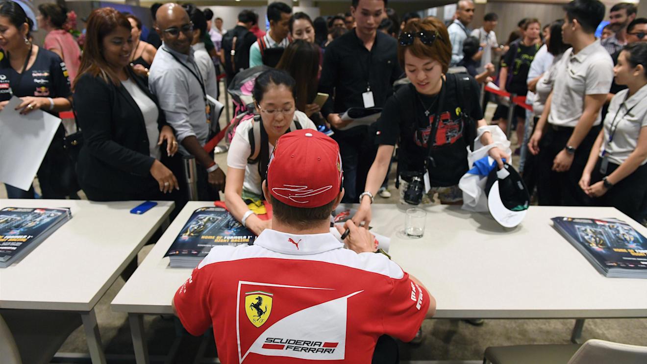 Kimi Raikkonen (FIN) Ferrari at the fans autograph session at Formula One World Championship, Rd15, Singapore Grand Prix, Preparations, Marina Bay Street Circuit, Singapore, Thursday 15 September 2016. © Sutton Images