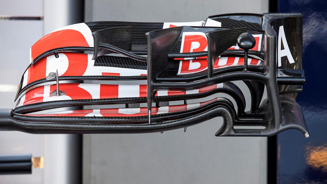 Scuderia Toro Rosso STR11 front wing detail at Formula One World Championship, Rd15, Singapore Grand Prix, Preparations, Marina Bay Street Circuit, Singapore, Thursday 15 September 2016. © Sutton Images