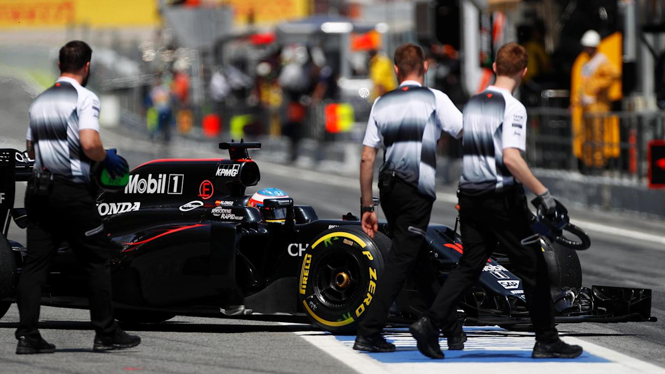 Fernando Alonso (ESP) McLaren MP4-31 at Formula One World Championship, Rd5, Spanish Grand Prix, Qualifying, Barcelona, Spain, Saturday 14 May 2016. © Sutton Images