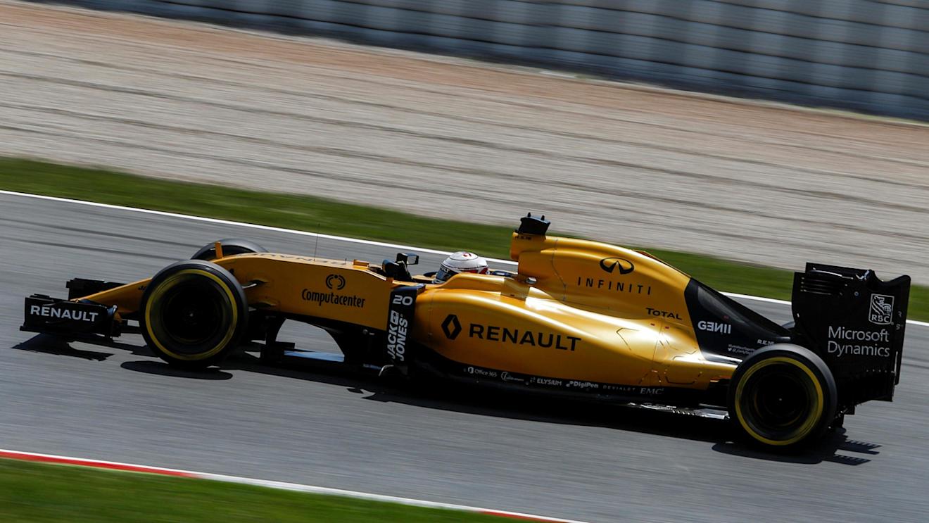 Kevin Magnussen (DEN) Renault Sport F1 Team RS16 at Formula One World Championship, Rd5, Spanish Grand Prix, Qualifying, Barcelona, Spain, Saturday 14 May 2016. © Sutton Images