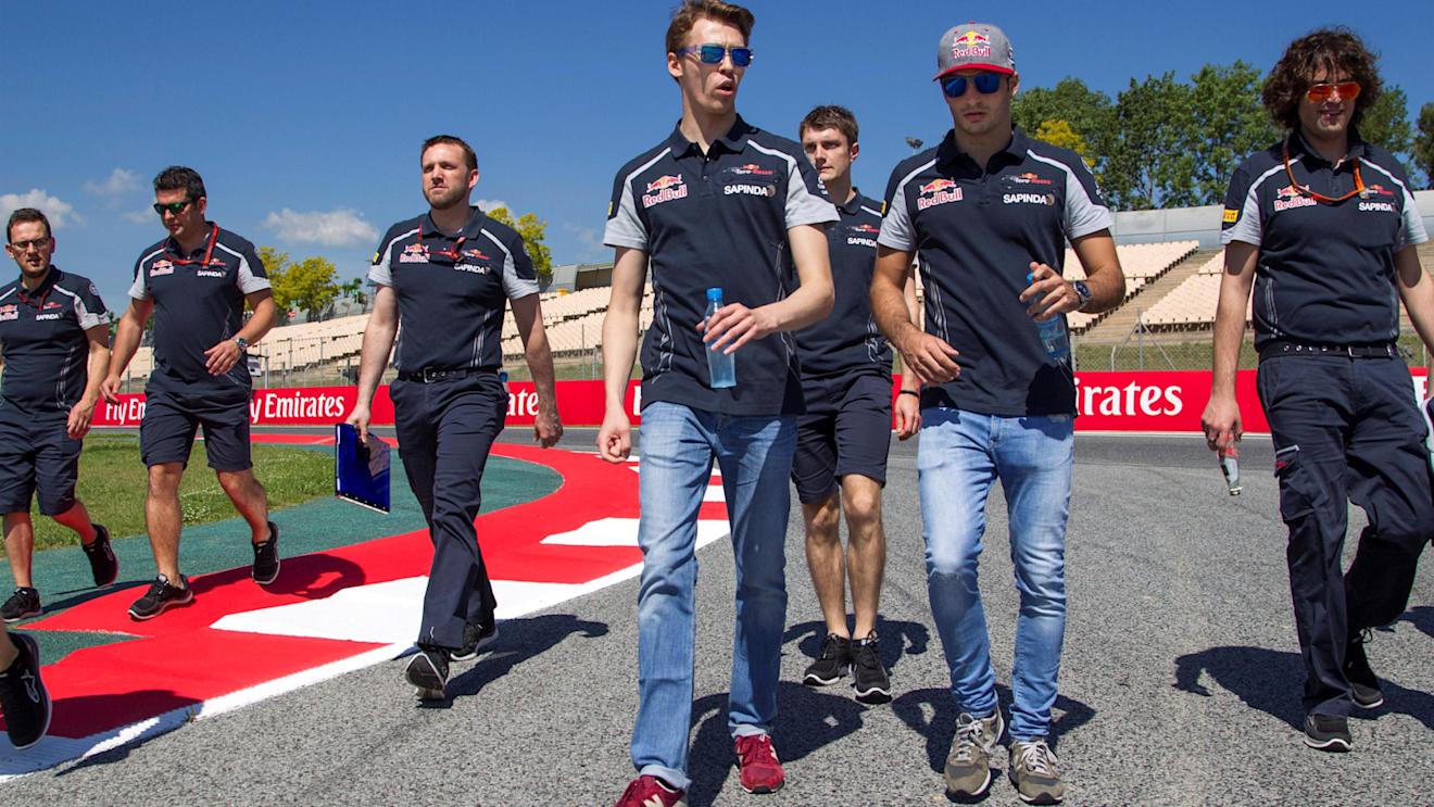 Daniil Kvyat (RUS) Scuderia Toro Rosso and Carlos Sainz jr (ESP) Scuderia Toro Rosso walk the track at Formula One World Championship, Rd5, Spanish Grand Prix, Preparations, Barcelona, Spain, Thursday 12 May 2016. © Sutton Images