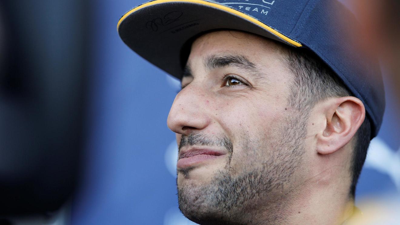 Daniel Ricciardo (AUS) Red Bull Racing at Formula One World Championship, Rd18, United States Grand Prix, Practice, Circuit of the Americas, Austin, Texas, USA, Friday 21 October 2016. © Sutton Images