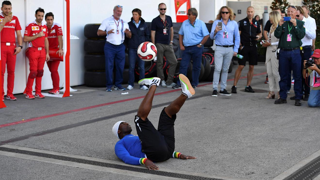 Iya Traore (FRA) Freestyle Soccer Player at Formula One World Championship, Rd18, United States Grand Prix, Qualifying, Circuit of the Americas, Austin, Texas, USA, Saturday 22 October 2016. © Sutton Images