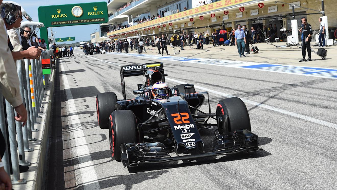 Jenson Button (GBR) McLaren MP4-31 at Formula One World Championship, Rd18, United States Grand Prix, Race, Circuit of the Americas, Austin, Texas, USA, Sunday 23 October 2016. © Sutton Images