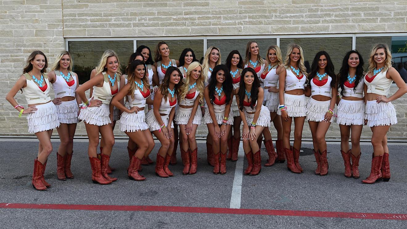 Grid girls at Formula One World Championship, Rd18, United States Grand Prix, Race, Circuit of the Americas, Austin, Texas, USA, Sunday 23 October 2016. © Sutton Images