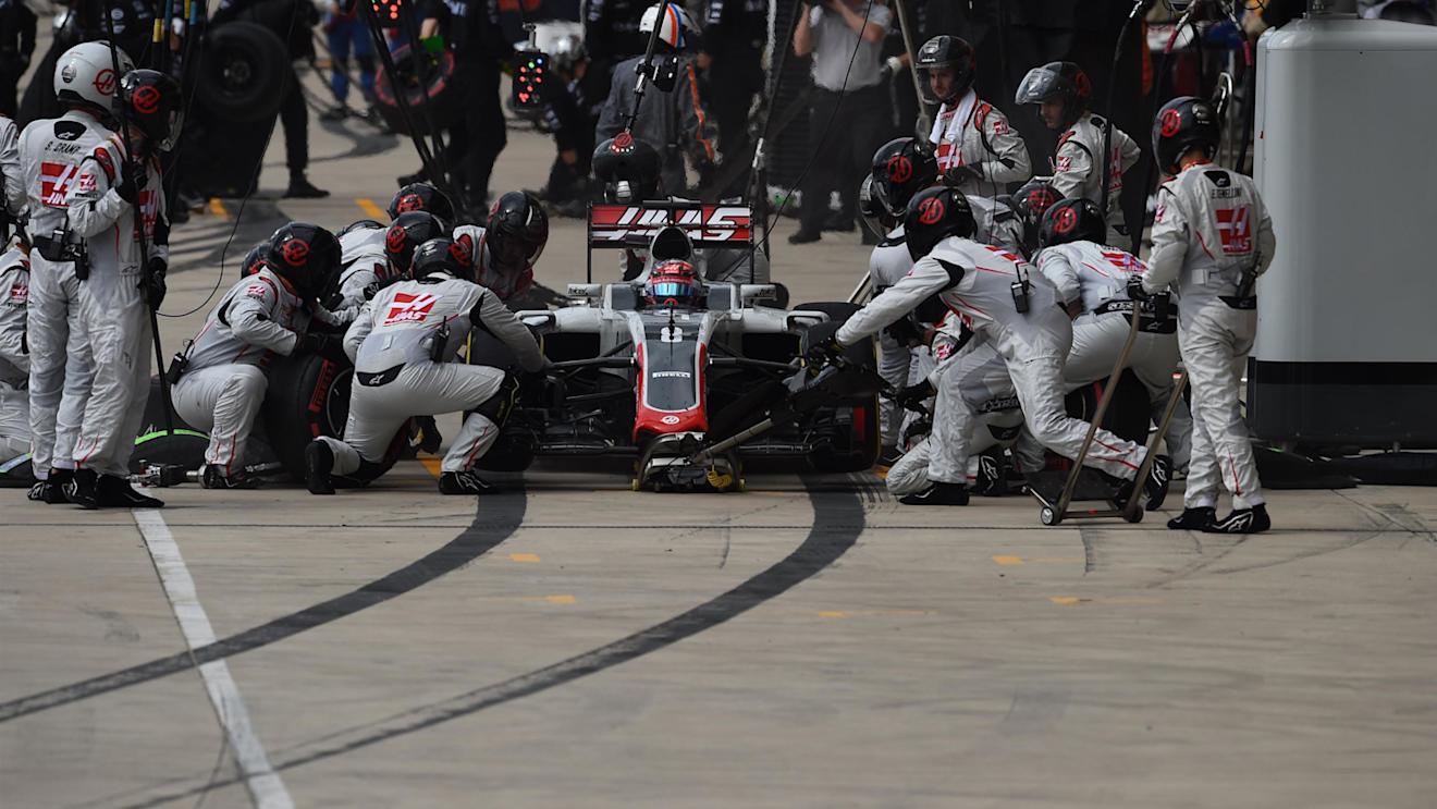 Romain Grosjean (FRA) Haas VF-16 pit stop at Formula One World Championship, Rd18, United States Grand Prix, Race, Circuit of the Americas, Austin, Texas, USA, Sunday 23 October 2016. © Sutton Images