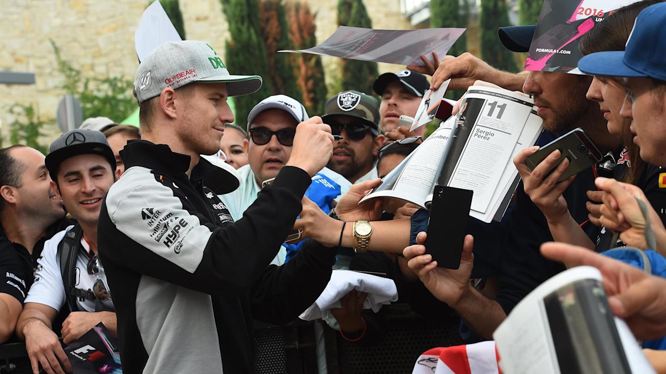 Nico Hulkenberg (GER) Force India F1 signs autographs for the fans at Formula One World Championship, Rd18, United States Grand Prix, Race, Circuit of the Americas, Austin, Texas, USA, Sunday 23 October 2016. © Sutton Images
