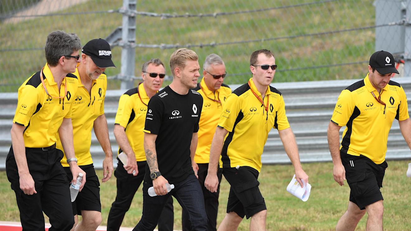 Kevin Magnussen (DEN) Renault Sport F1 Team walks the track at Formula One World Championship, Rd18, United States Grand Prix, Preparations, Circuit of the Americas, Austin, Texas, USA, Thursday 20 October 2016. © Sutton Images