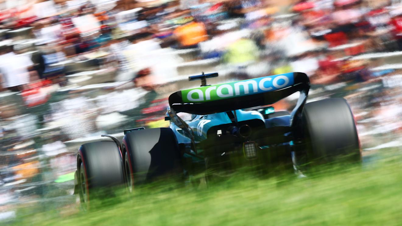 SUZUKA, JAPAN - SEPTEMBER 23: Lance Stroll of Canada driving the (18) Aston Martin AMR23 Mercedes on track during final practice ahead of the F1 Grand Prix of Japan at Suzuka International Racing Course on September 23, 2023 in Suzuka, Japan. (Photo by Clive Rose/Getty Images)