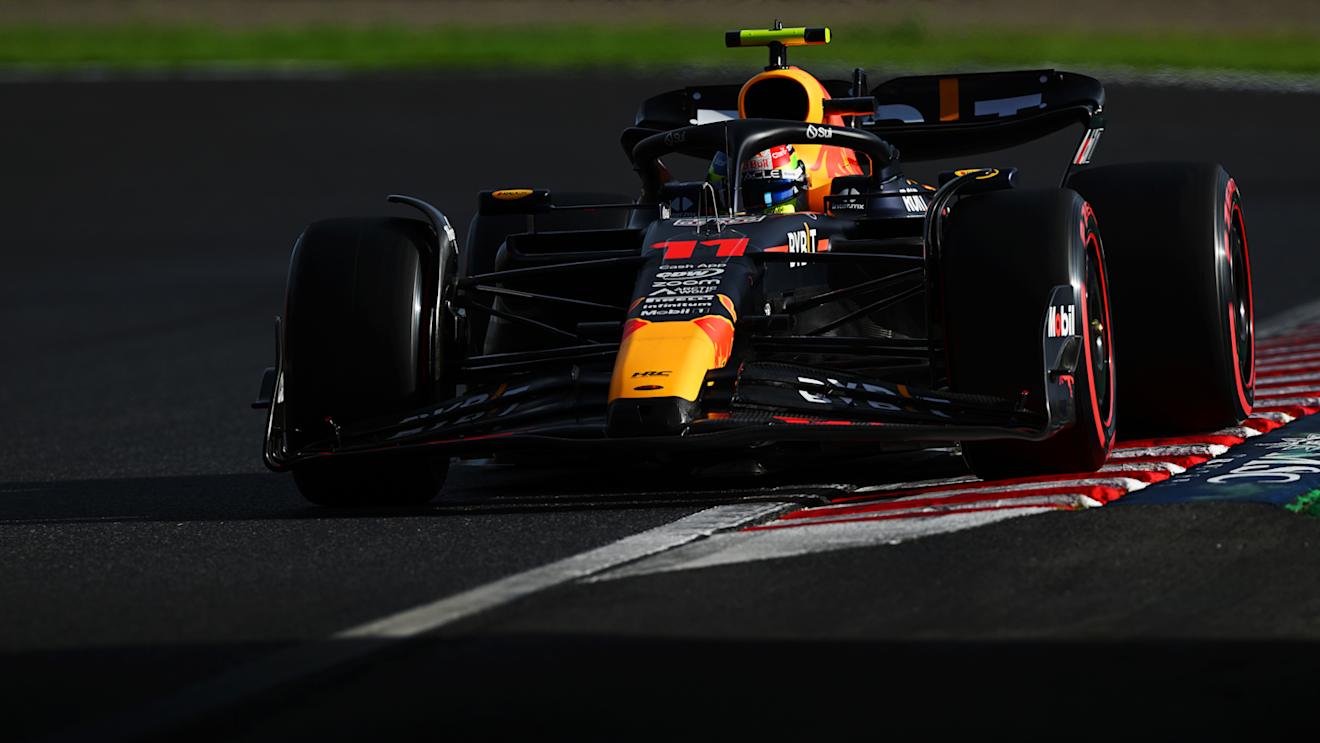 SUZUKA, JAPAN - SEPTEMBER 23: Sergio Perez of Mexico driving the (11) Oracle Red Bull Racing RB19 on track during qualifying ahead of the F1 Grand Prix of Japan at Suzuka International Racing Course on September 23, 2023 in Suzuka, Japan. (Photo by Clive Mason/Getty Images)