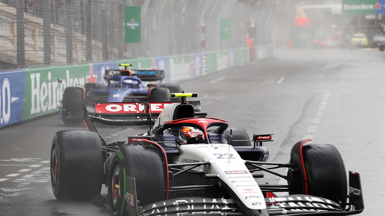 MONTE-CARLO, MONACO - MAY 28: Yuki Tsunoda of Japan driving the (22) Scuderia AlphaTauri AT04 leads Logan Sargeant of United States driving the (2) Williams FW45 Mercedes on track during the F1 Grand Prix of Monaco at Circuit de Monaco on May 28, 2023 in Monte-Carlo, Monaco. (Photo by Peter Fox/Getty Images)