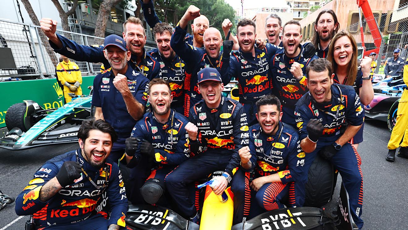 MONTE-CARLO, MONACO - MAY 28: Race winner Max Verstappen of the Netherlands and Oracle Red Bull Racing celebrates with his team after the F1 Grand Prix of Monaco at Circuit de Monaco on May 28, 2023 in Monte-Carlo, Monaco. (Photo by Mark Thompson/Getty Images)