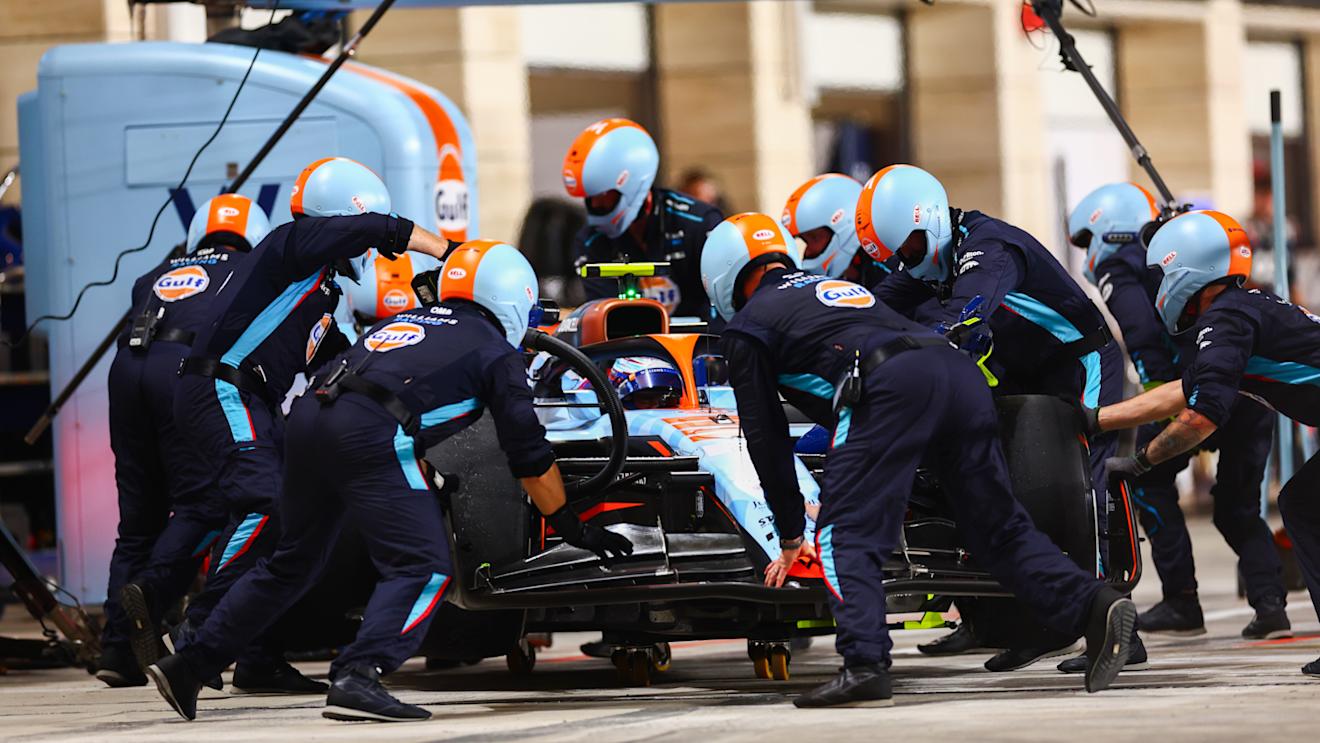 LUSAIL CITY, QATAR - OCTOBER 08: Logan Sargeant of United States and Williams retires from the race after feeling unwell during the F1 Grand Prix of Qatar at Lusail International Circuit on October 08, 2023 in Lusail City, Qatar. (Photo by Dan Istitene - Formula 1/Formula 1 via Getty Images)