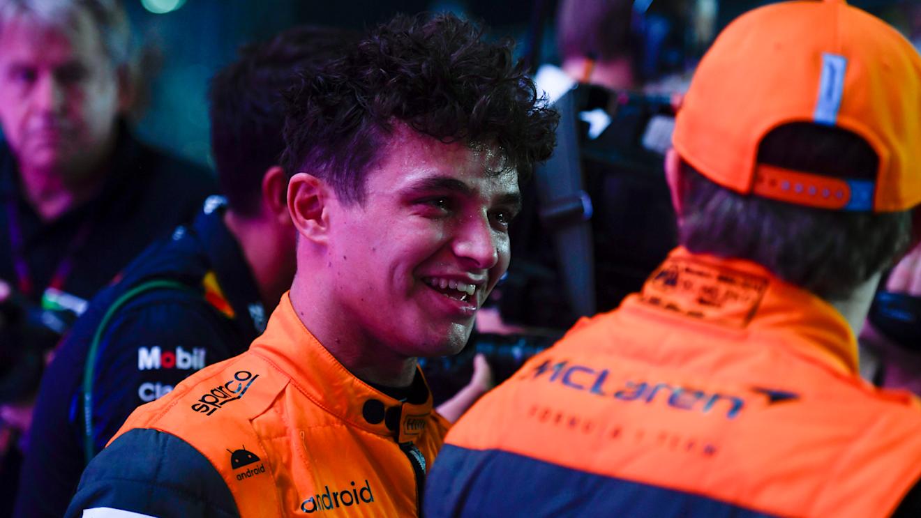 LUSAIL CITY, QATAR - OCTOBER 07: Third placed Lando Norris of Great Britain driving the (4) McLaren MCL60 Mercedes talks with sprint winner Oscar Piastri of Australia and McLaren in parc ferme after the Sprint ahead of the F1 Grand Prix of Qatar at Lusail International Circuit on October 07, 2023 in Lusail City, Qatar. (Photo by Rudy Carezzevoli/Getty Images)