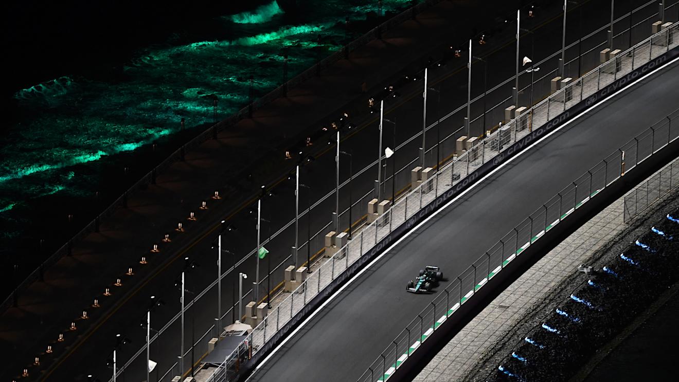 JEDDAH, SAUDI ARABIA - MARCH 07: Lance Stroll of Canada driving the (18) Aston Martin AMR24 Mercedes on track during practice ahead of the F1 Grand Prix of Saudi Arabia at Jeddah Corniche Circuit on March 07, 2024 in Jeddah, Saudi Arabia. (Photo by Rudy Carezzevoli/Getty Images)