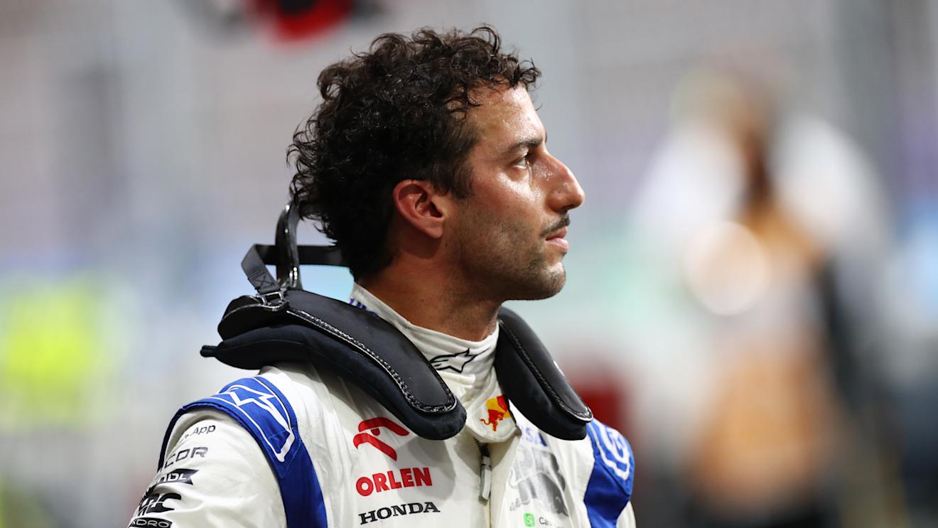 JEDDAH, SAUDI ARABIA - MARCH 08: 14th placed qualifier Daniel Ricciardo of Australia and Visa Cash App RB walks in the Pitlane during qualifying ahead of the F1 Grand Prix of Saudi Arabia at Jeddah Corniche Circuit on March 08, 2024 in Jeddah, Saudi Arabia. (Photo by Peter Fox - Formula 1/Formula 1 via Getty Images)
