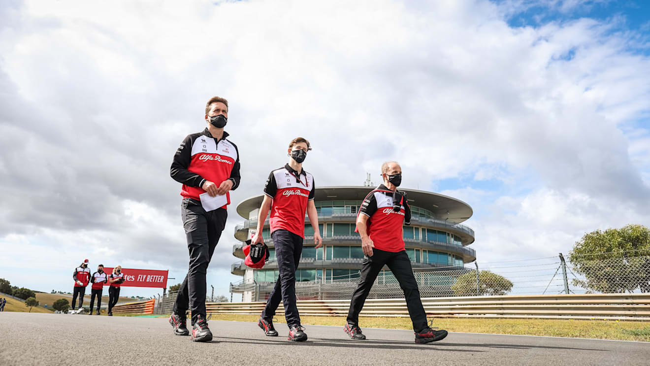 ILOTT Callum (gbr), Alfa Romeo Racing ORLEN, portrait trackwalk during the Formula 1 Heineken Grande PrÃ©mio de Portugal 2021 from April 30 to May 2, 2021 on the Algarve International Circuit, in Portimao, Portugal - Photo Antonin Vincent / DPPI