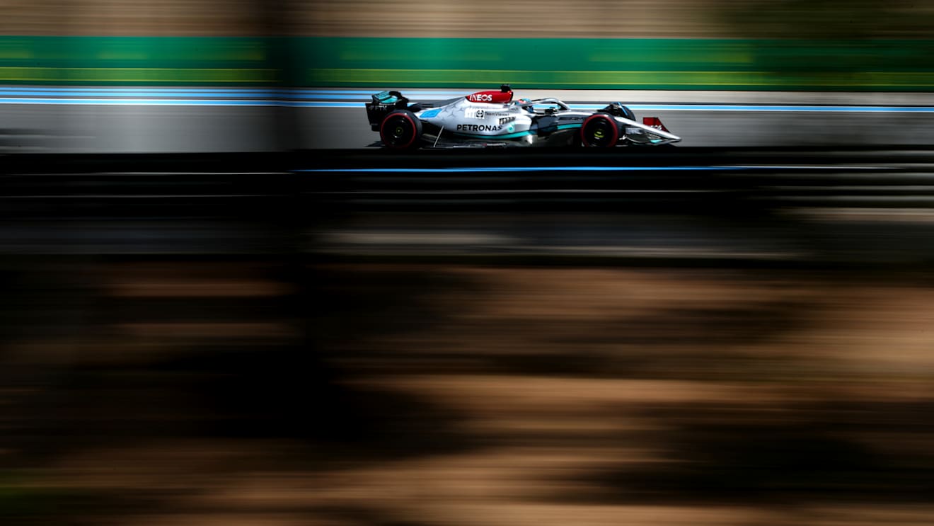 LE CASTELLET, FRANCE - JULY 23: George Russell of Great Britain driving the (63) Mercedes AMG Petronas F1 Team W13 on track during final practice ahead of the F1 Grand Prix of France at Circuit Paul Ricard on July 23, 2022 in Le Castellet, France. (Photo by Joe Portlock - Formula 1/Formula 1 via Getty Images)