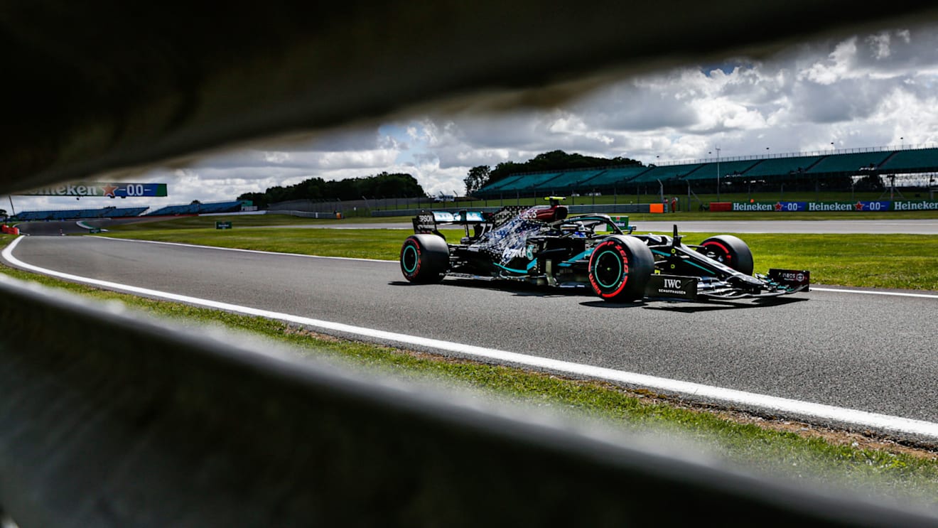 77 BOTTAS Valtteri (fin), Mercedes AMG F1 GP W11 Hybrid EQ Power+, action during the Formula 1 Pirelli British Grand Prix 2020, from July 31 to August 02, 2020 on the Silverstone Circuit, in Silverstone, United Kingdom - Photo Xavi Bonilla / DPPI