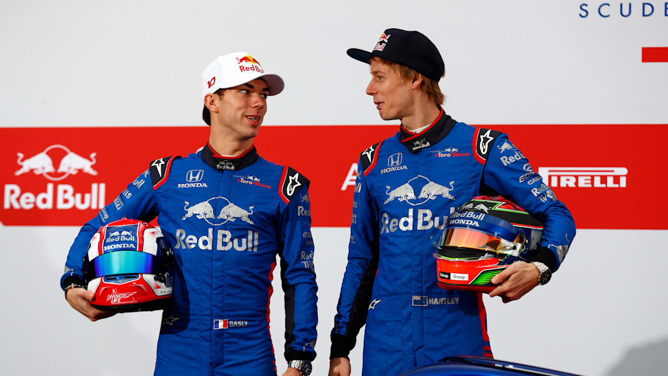 Pierre Gasly (FRA) Scuderia Toro Rosso and Brendon Hartley (NZL) Scuderia Toro Rosso at Formula One Testing, Day One, Barcelona, Spain, 26 February 2018. © Sutton Images