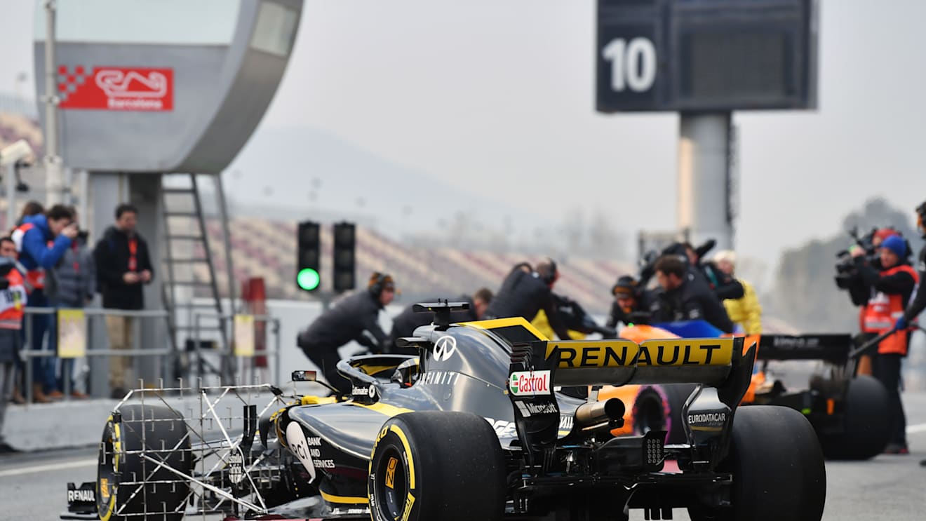 Nico Hulkenberg (GER) Renault Sport F1 Team RS18 at Formula One Testing, Day One, Barcelona, Spain, 26 February 2018.