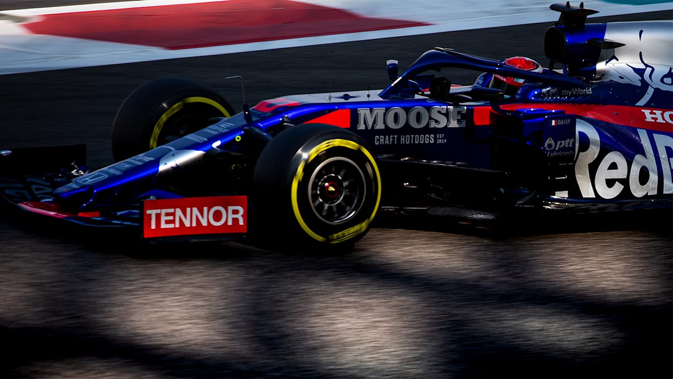Pierre Gasly (FRA) Scuderia Toro Rosso STR14.
04.12.2019. Formula 1 Testing, Yas Marina Circuit, Abu Dhabi, Wednesday.
 - www.xpbimages.com, EMail: requests@xpbimages.com © Copyright: Bearne / XPB Images
