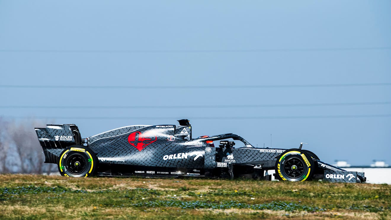 The C39 on track