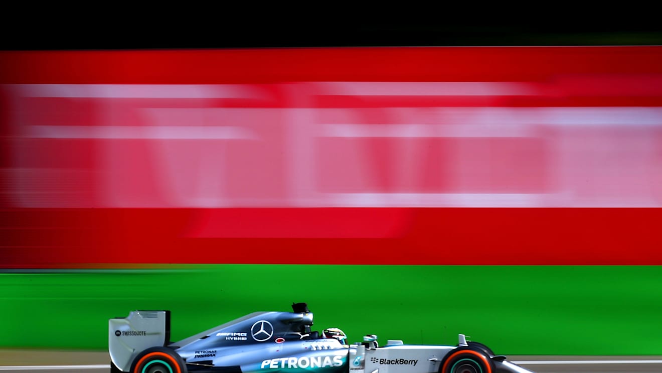 2014: The Mercedes W05 ushered in not only a new era of F1, but a new era of dominance as Mercedes took 16 wins, 701 points and Hamilton clinched his second drivers' championship. Livery-wise, the team employed a darker silver colour at the back of the car on the engine cover.