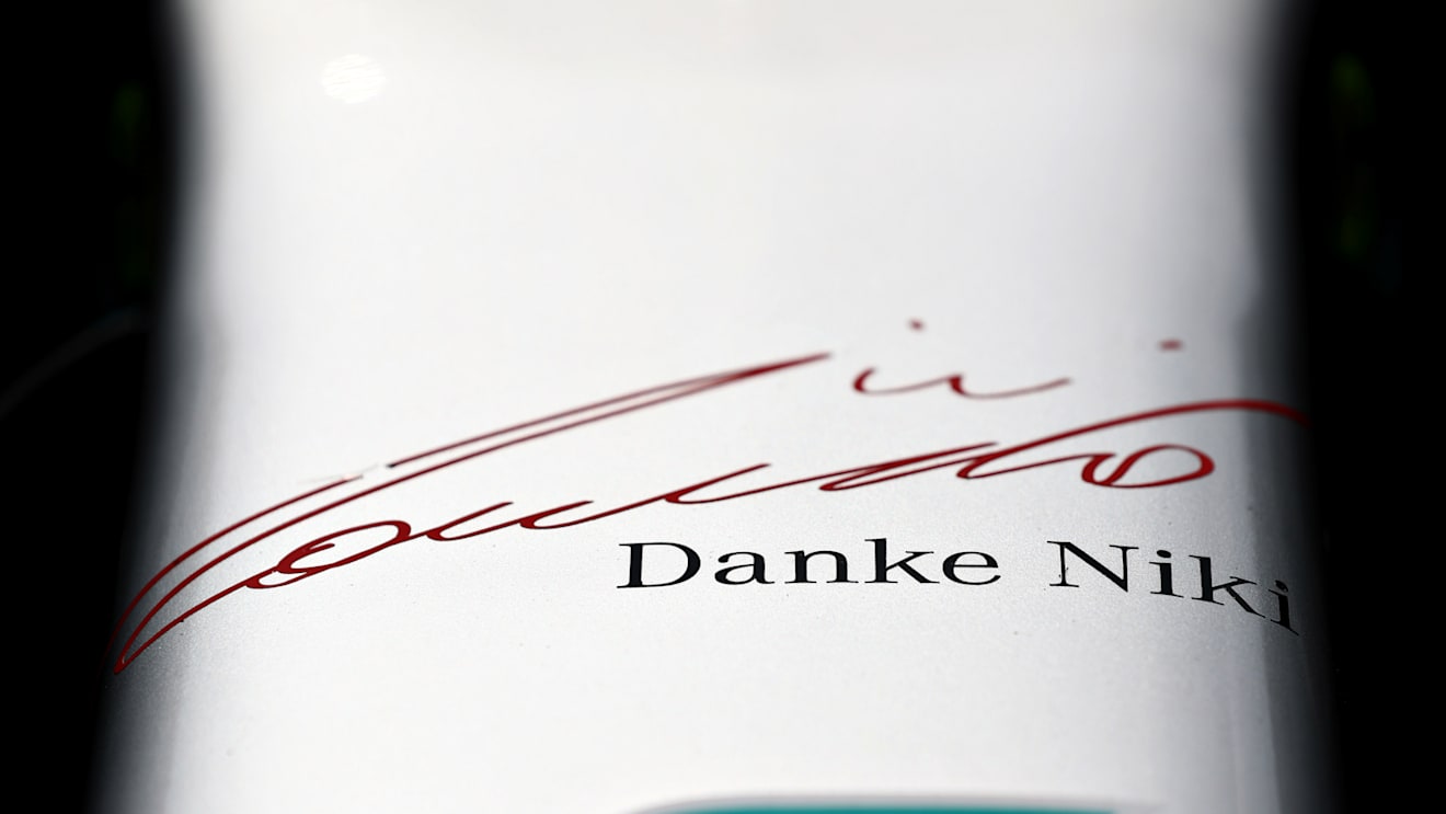 'Danke Niki' and the late Austrian's signature were emblazoned on the nose of the car
