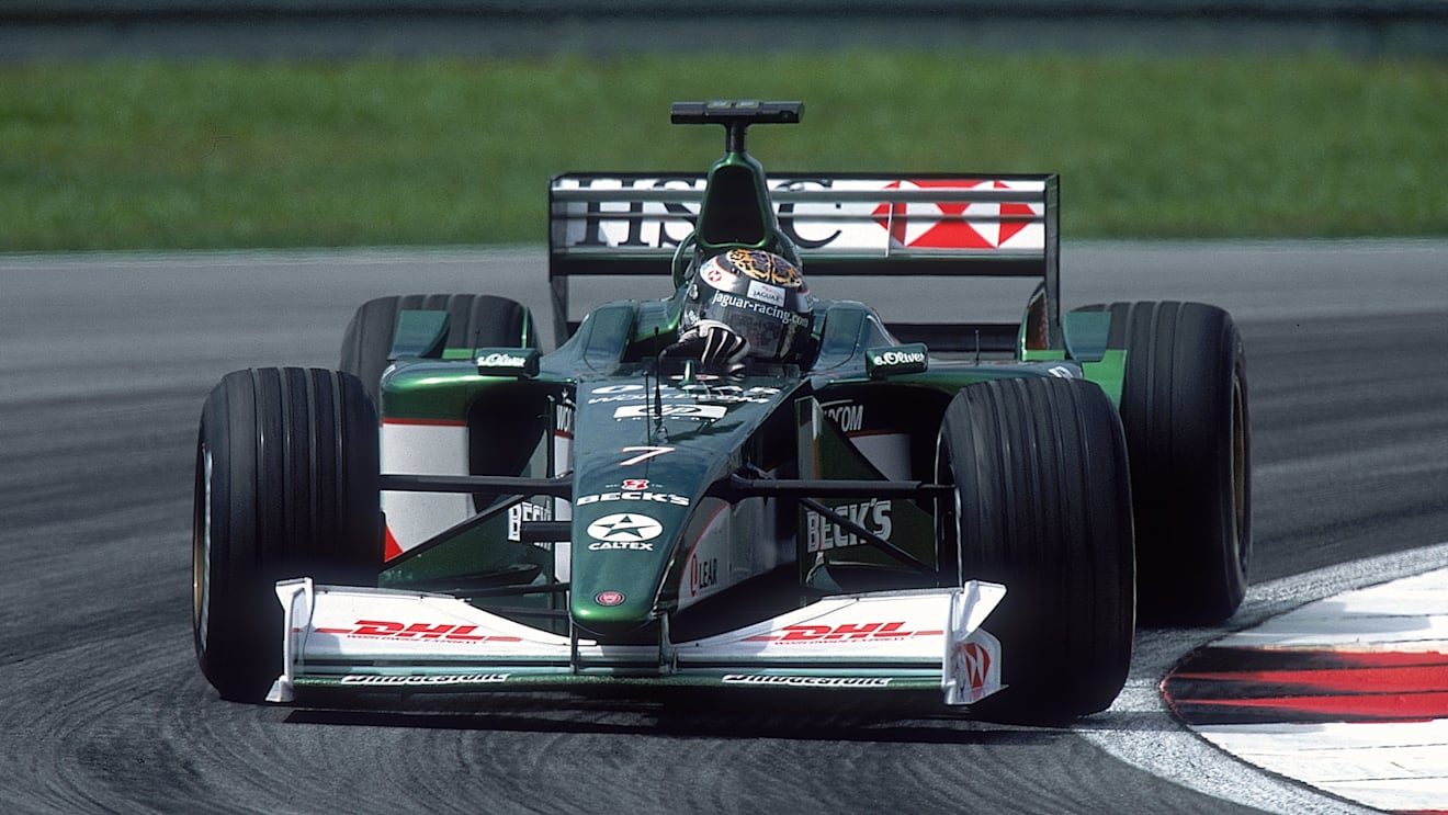Gary Anderson headed the design for the 2000 Jaguar R1
