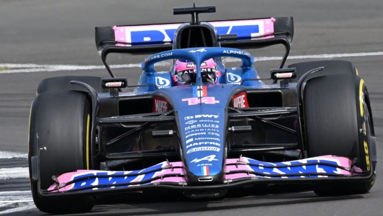 Alpine's Spanish driver Fernando Alonso drives during the Formula One British Grand Prix at the Silverstone motor racing circuit in Silverstone, central England on July 3, 2022. (Photo by JUSTIN TALLIS / AFP) (Photo by JUSTIN TALLIS/AFP via Getty Images)
